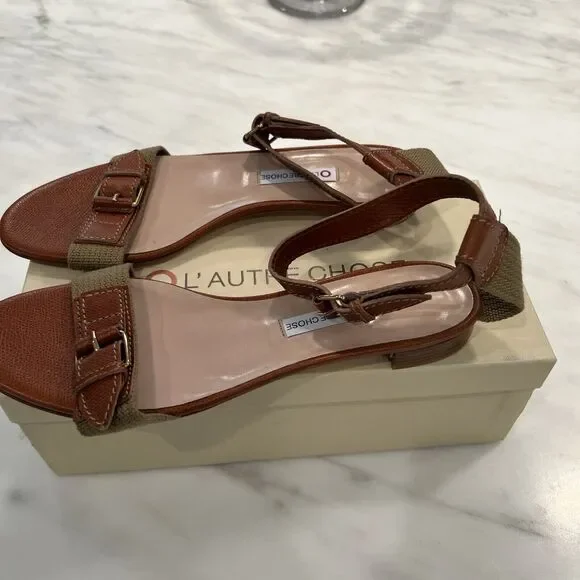 New in Box L'Autre Chose Sandal with ankle strap size 3.9/9.5 - Picture 4 of 7